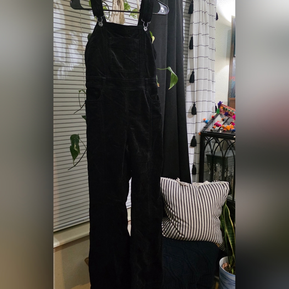 Pilcro and the Letterpress Black Velvet Flare Overalls Romper Jumper Pockets - Picture 3 of 11